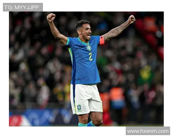 达尼洛的足球之路：从青涩少年到顶级球星的成长历程与心路历程