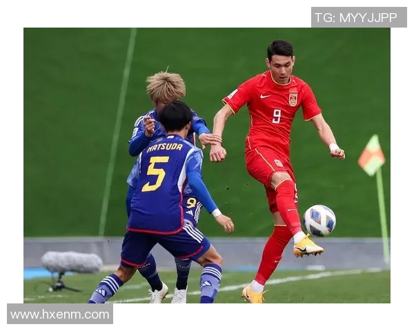 上海足球队技术解析:从战术布局到球员素养的全面探讨 上海足球队技术解析:从战术布局到球员素养的全面探讨